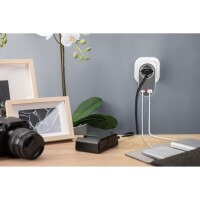 DIGITUS Universal Steckdosenadapter mit 2 x USB-A