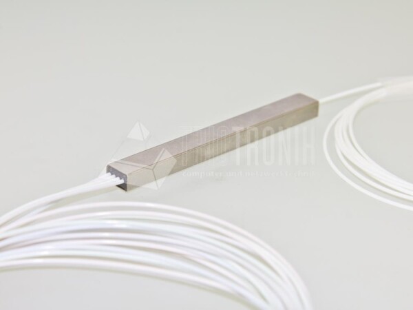 LIGHTWIN PLC Splitter Block 1x4, 900µm (SPLITTER BLOCK 1X4 NOC)